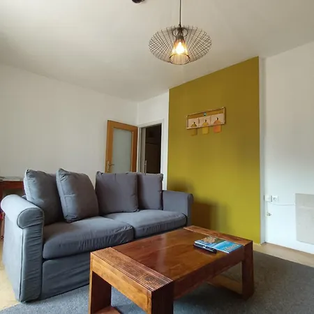 Apartment Opatija شقة *